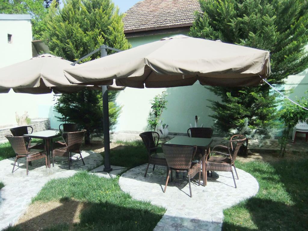 Hotel Relax Tbilisi Exterior foto